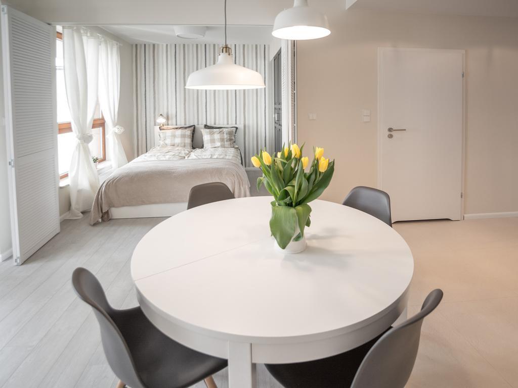 Apartament Z Widokiem Na Dworek Gdańsk Exterior foto
